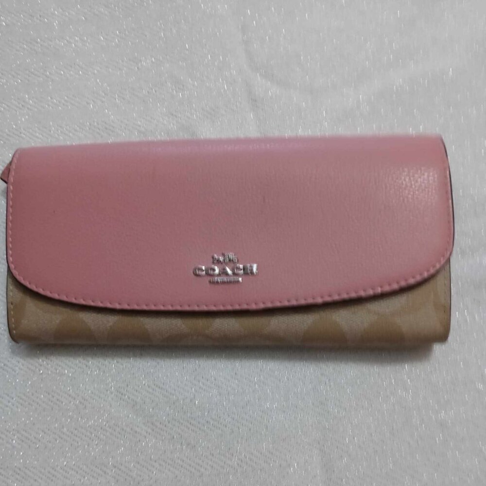 COACH ACCORDION WALLET